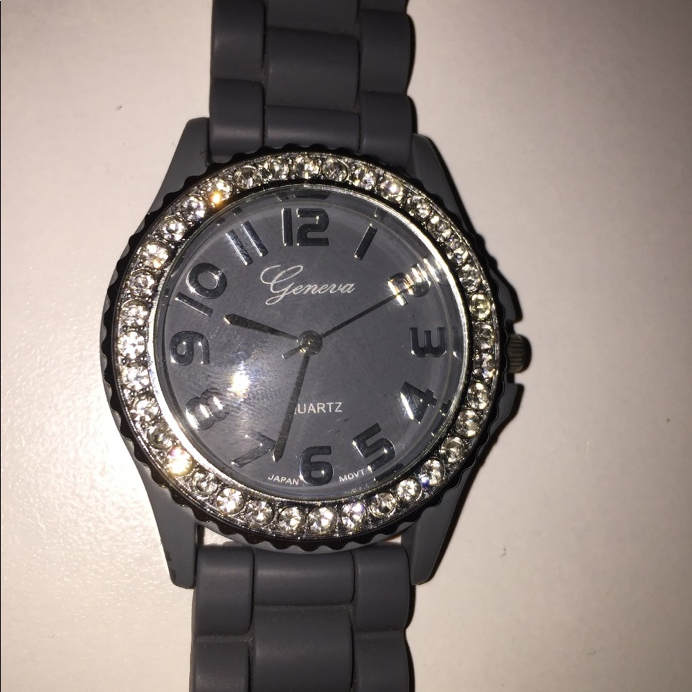 Gray watch